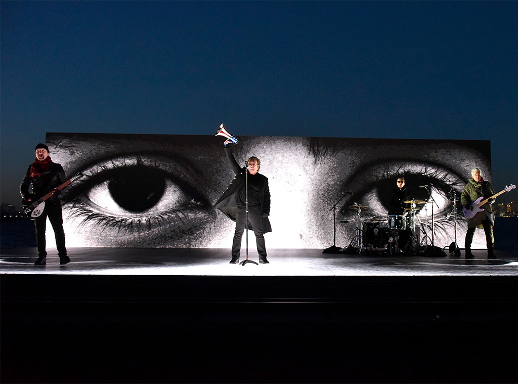 U2, 2018 Grammy Awards, Performances